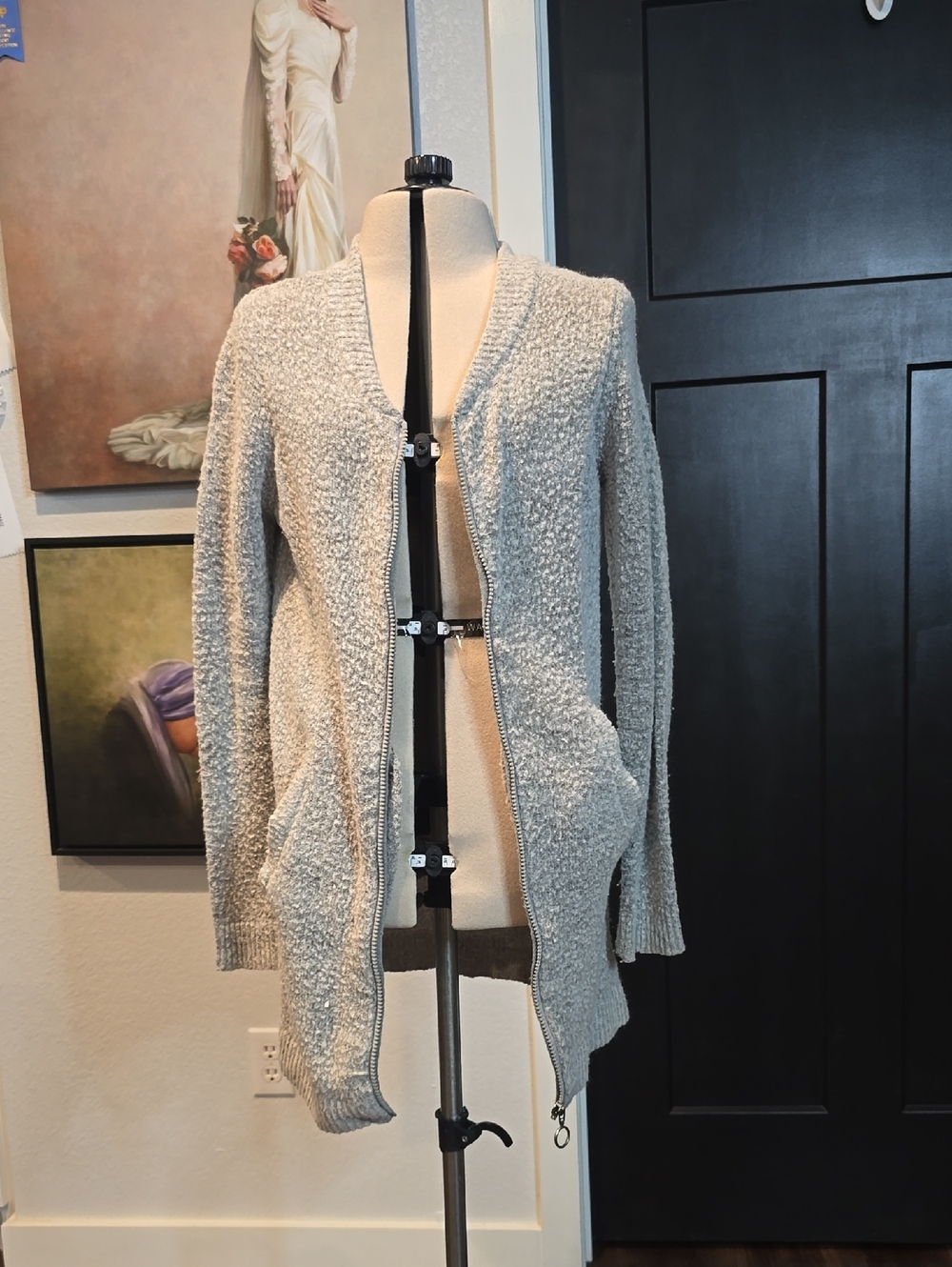 Cozy Women's Cream Bouclé Zip-Front Sweater, sz sm/md